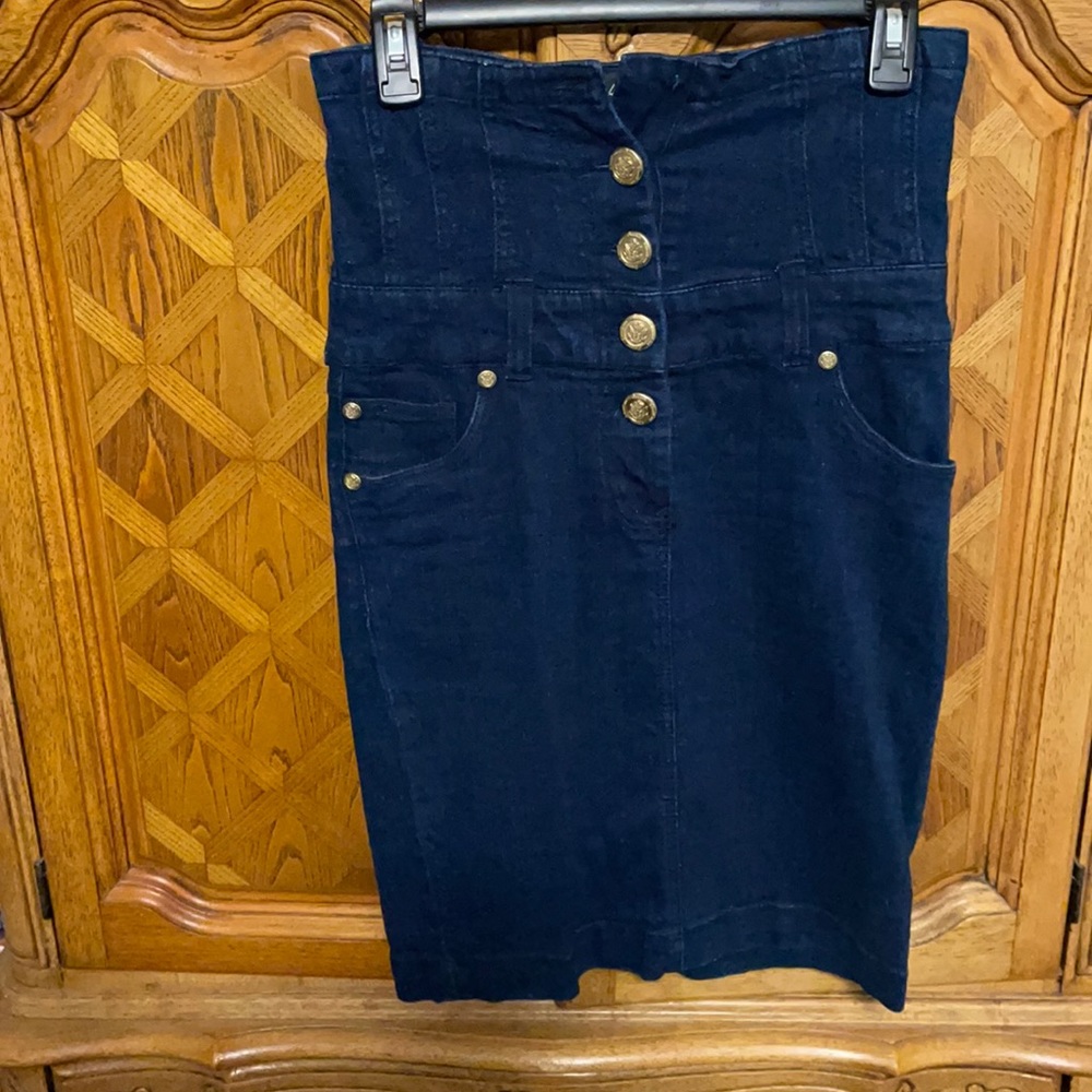 High waisted denim skirt
